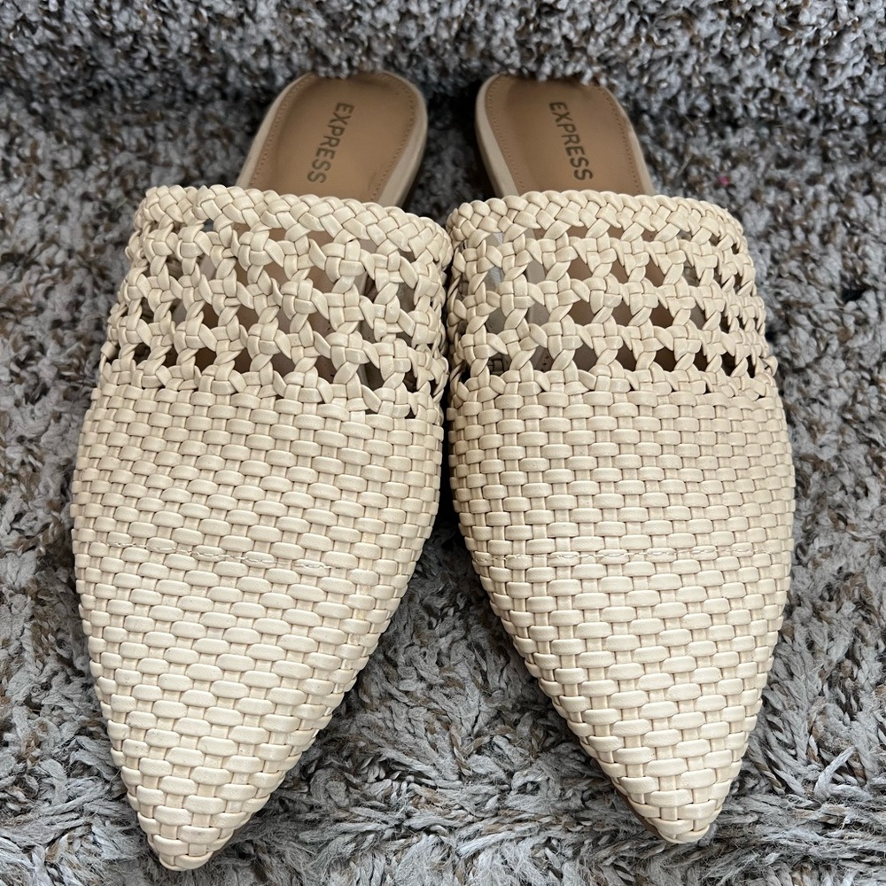 Sandal